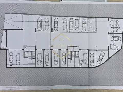 Terreno urbano com projeto aprovado para empreendimento residencial