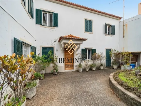 Moradia T5 / Funchal - Ilha da Madeira