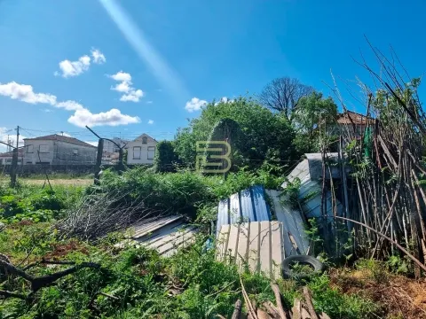 Land and Rio Tinto with 4772m2