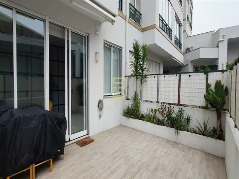 Apartamento T1 com  terraço em Leça da Palmeira