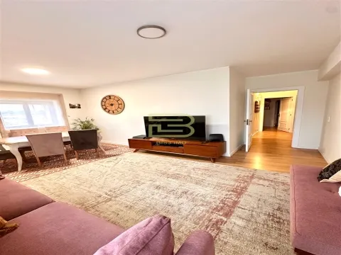  Apartamento T2 - Localização Premium no Coração de Vila Nova de Gaia 