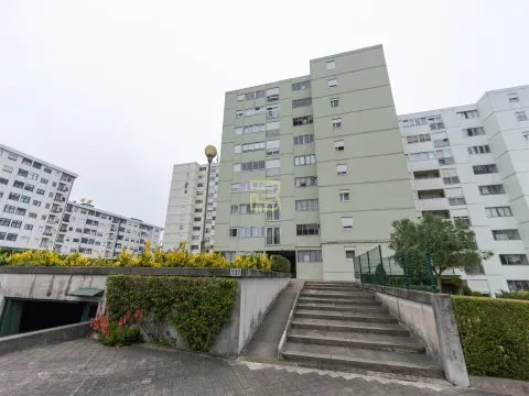 Apartamento T3 em Ramalde – Oportunidade para Investidores