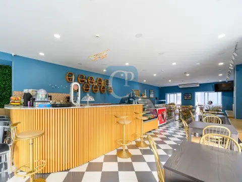 Loja/Restaurante à Rua Santos Pousada, Bonfim, Porto