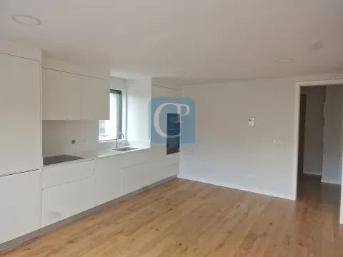 Apartamento T2 a estrear, na Avenida da República, Vila Nova de Gaia