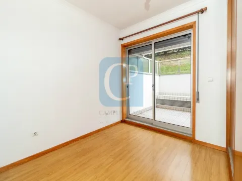 Apartamento T1 Kit mobilado e equipado, junto ao Hotel Áxis