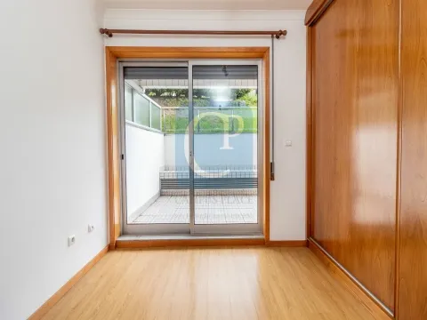 Apartamento T1 Kit mobilado e equipado, junto ao Hotel Áxis