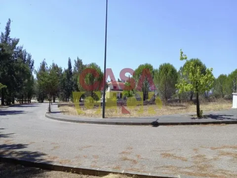 Lotissement de terrain 4 Chambre(s)