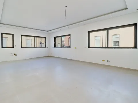 3 Quartos - Moradia Geminada - Faro