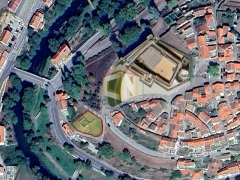 Moradia para Restaurar T4 na Zona História do Sabugal 