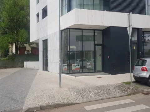 Loja - Solum - Coimbra/Arrendamento
