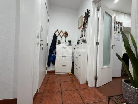 Apartamento T2 com garagem individual para 1 carro em Cortegaça