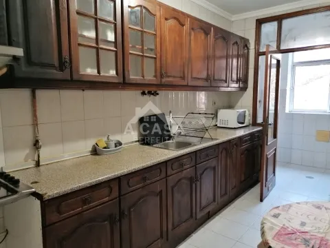 Apartamento T2 em Santa Maria Maior