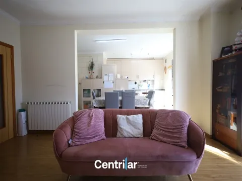 Apartamento Duplex T3+2,  de 193 m², no centro de Mangualde com vistas panorâmicas
