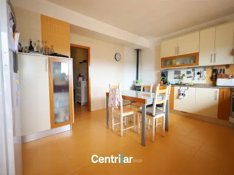 Apartamento T1+2 à Venda em Mangualde – Excelente Localização Próxima do Centro