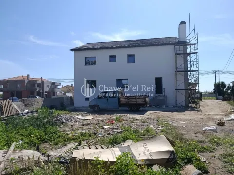 Appartamento in Villino 4 Vani