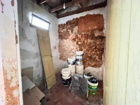 Moradia para Restaurar T1