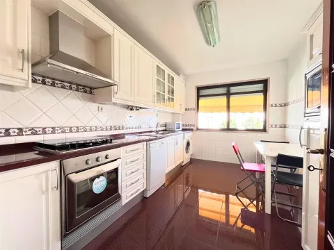 Apartamento T4 DUPLEX