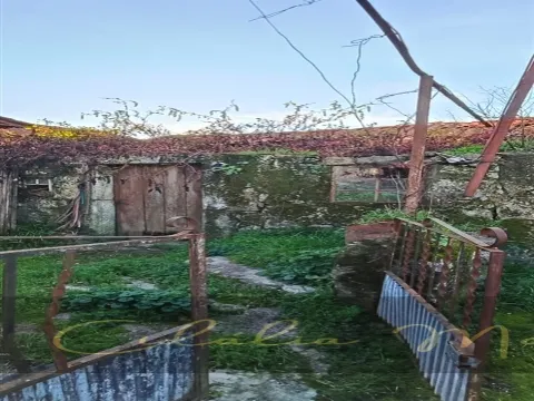 Real Estate building