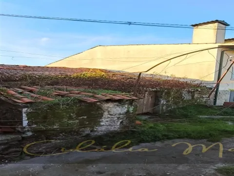 Real Estate building