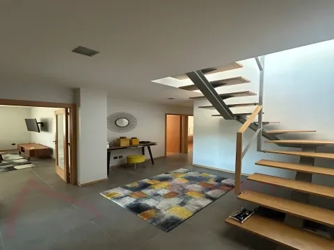 Apartamento T2 Duplex com Terraço e Garagem para venda em Barbudo, Vila Verde, Braga