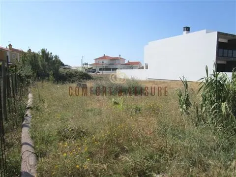 Terrain avec projet approuvé