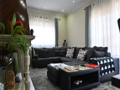 Casa Indipendente 4 Vani