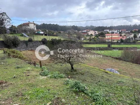 Terreno urbano para construção em Carreira, Barcelos