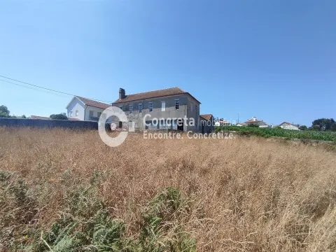 Small 4 bedroom farm in Negreiros, Barcelos