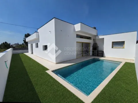 Moradia Isolada T3 - Pinhal do General