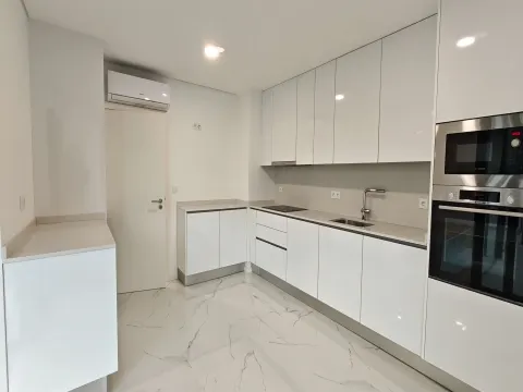 T2 novo, pronto a habitar em Tondela
