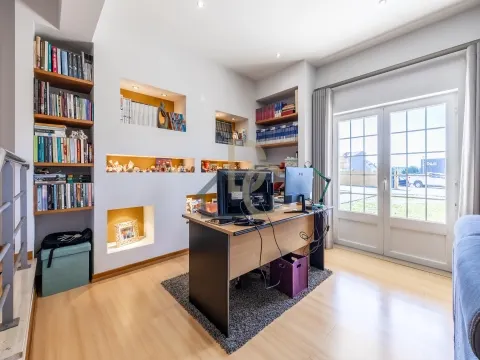 Moradia V3 / Fátima / 5 minutos do Santuário de Fátima