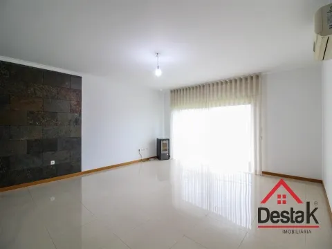 Apartamento T3 para venda em Viseu