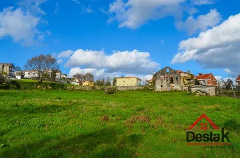 Terreno Urbano em zona nobre de São Pedro do Sul