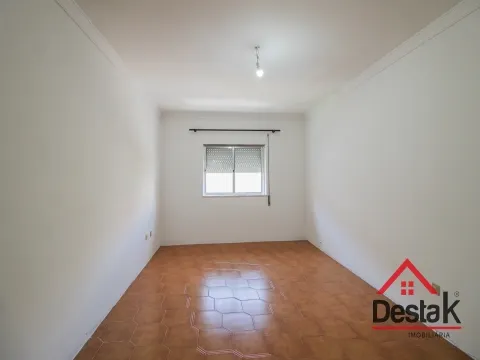 Apartamento T3, para venda no centro de São Pedro do Sul