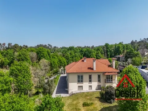 Fantástica Moradia T4 isolada, em Lordosa, Viseu