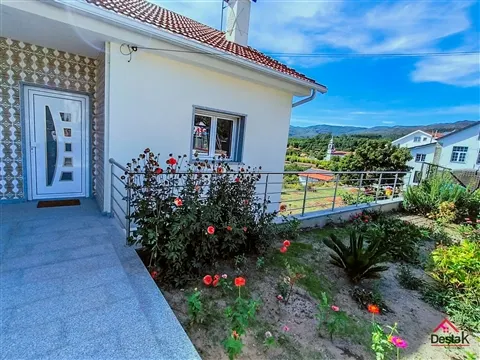 Andar Moradia T2 - Santa Cruz da Trapa - São Pedro do Sul