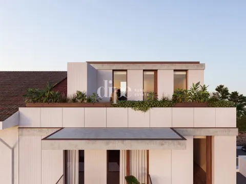 Apartamento T4 Duplex Recuado em fase final construção no centro da cidade do Porto