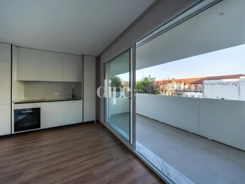 Apartamento T1 novo inserido no empreendimento Vila Flor Gallery