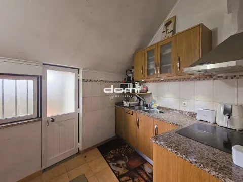 🏡 Moradia T2 pronta a habitar com terreno, em Paredes Velhas, Vouzela