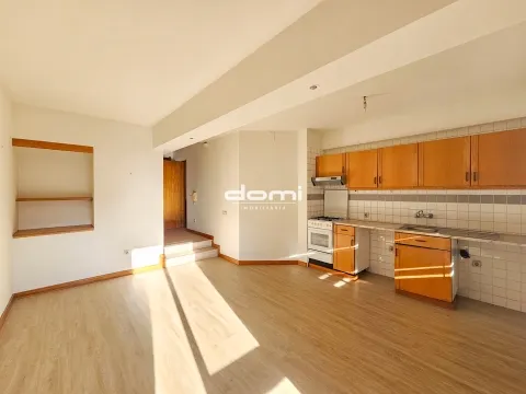 Apartamento T0 para arrendar nas Termas de São Pedro do Sul