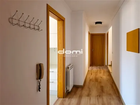 🏡 Apartamento T2 no Centro de São Pedro do Sul