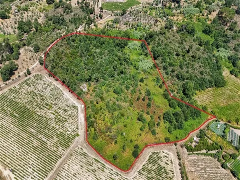 Landgrundstück