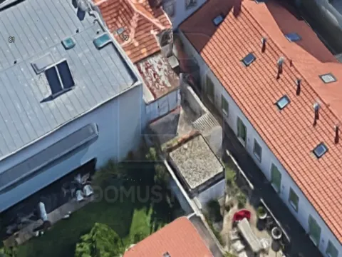 Moradia para Remodelar na Boavista – Uma Oportunidade Única no Coração do Porto