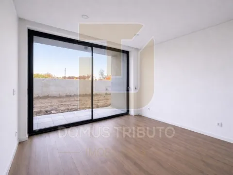 Apartamento T1 com Terraço, Jardim e Garagem | Polo Universitário – Porto
