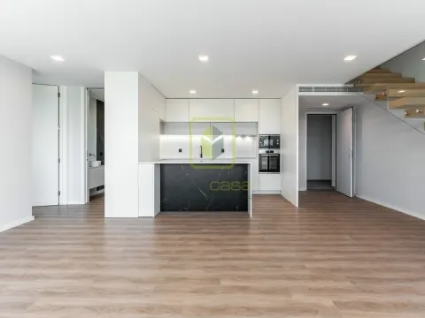 Apartamento T4 Duplex