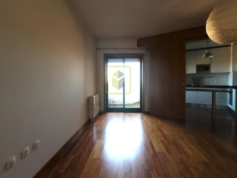 Apartamento T2 para Arrendamento