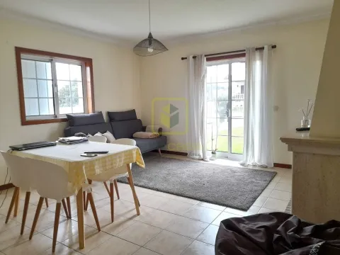 Apartamento T2 para arrendamento