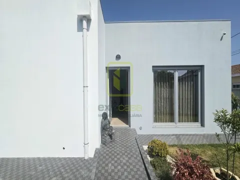 Moradia de Luxo a 5 Minutos da Praia da Barra