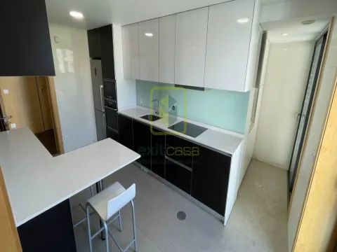 Apartamento T2 para Arrendamento