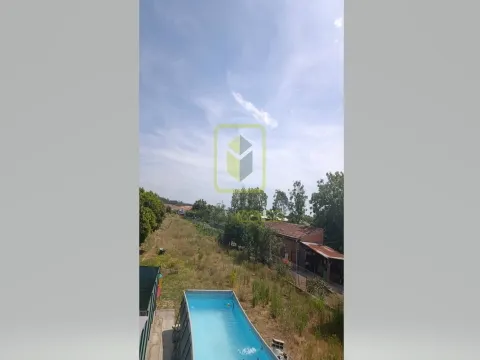 Terreno para Construção em Eixo